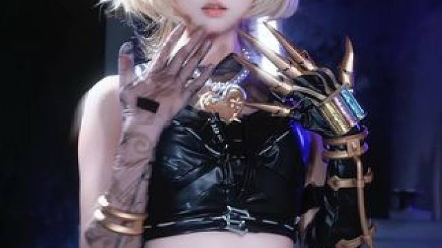 本女子美美掏出