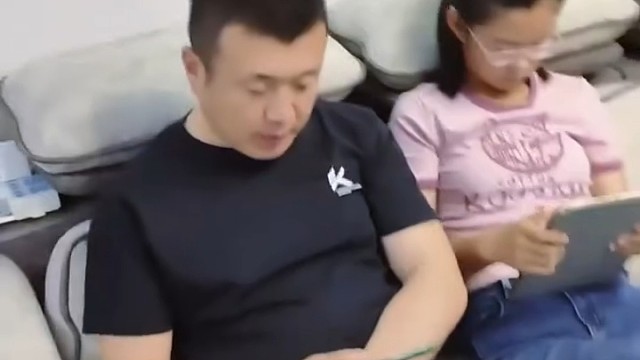 女儿挡都挡不住[捂脸]