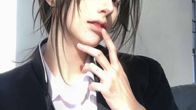 什么叫萌脸烧？ 是什么意思捏 长发学长 2.0