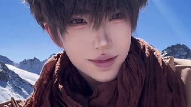 手搓一座雪山给你 yc：兰月亮