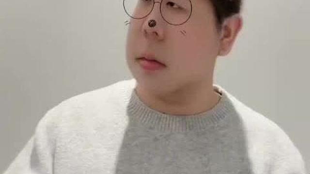 两年时光匆匆，金雨落满郑州、利雅得与杭州，大帅带着向胜之心一路夺冠，愿此后岁岁皆顺，战无不胜！ ​​