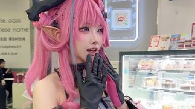 当同事说请你吃大餐但没说吃什么 半斤冰淇淋喜欢吗 明日方舟终末地