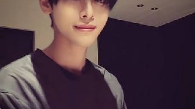 又要展示表情管理了