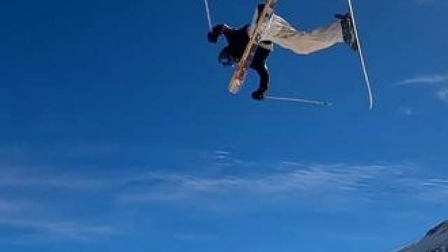 摔是一瞬间 帅是一辈子