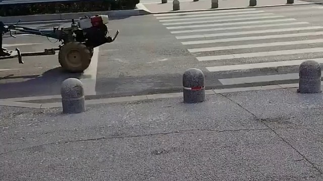 一个敢开[捂脸]一个敢坐