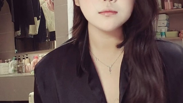 其实每天都是T^T的，和你见面会变成 ,,˃ 