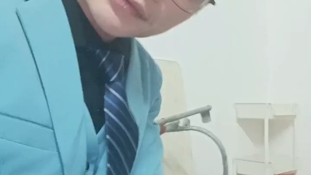 不开美颜很丑吗