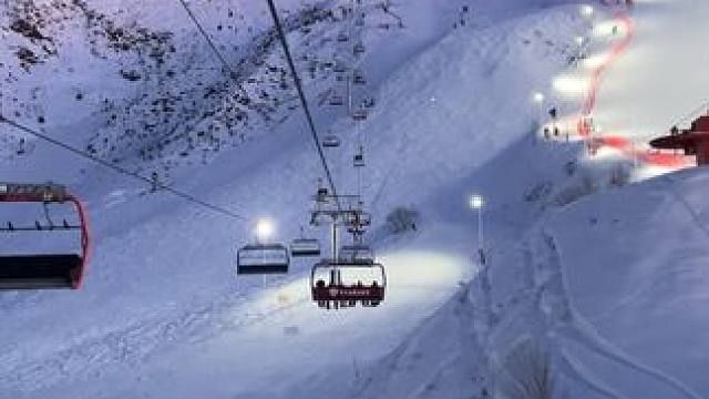 今天不跳舞，今天当铲雪机