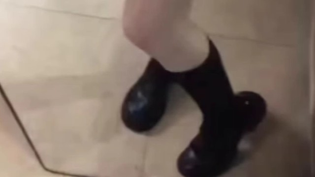 幸福的秘诀是 拥有苹果时 只在意苹果- ‧̫ •