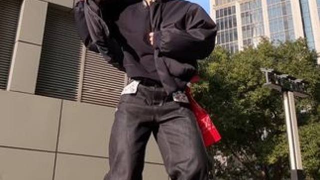 所有人来建设这个张函瑞进行曲！