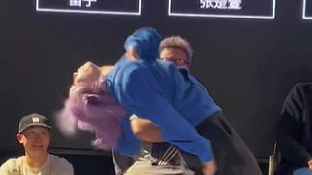 紫发魔女机械姬 好久不练舞 今天运气加持 4强 现在的小朋友太厉害啦 rayray小朋友 和