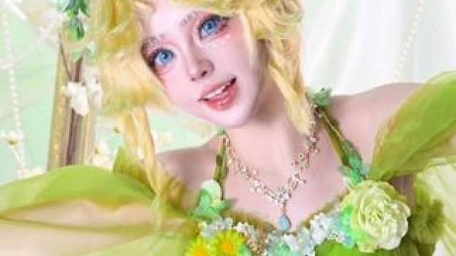 在这里放一只小园丁 看看有多少老婆刷到 变装