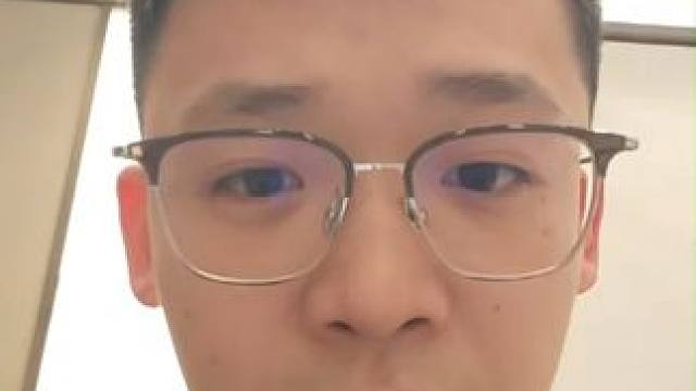 还趴着刷手机的，主播就要来找你咯