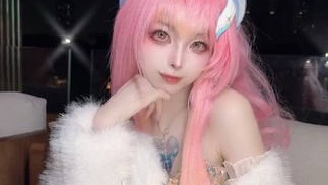 那个漂亮的女孩在哪呢？ #