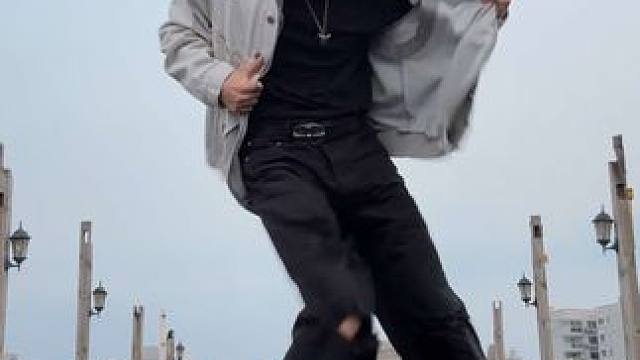 来个有外套的夯爆了