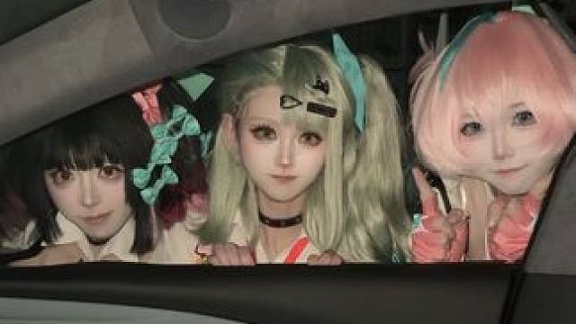 你们一本正经的在说什么呢？