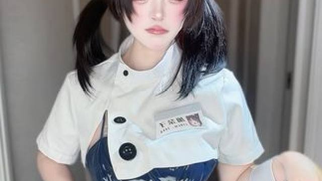 内裤一直摸我屁股咋办？ 抖舞