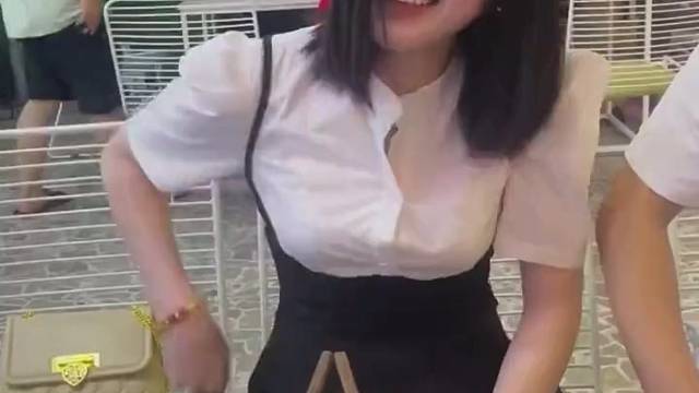 后面大哥，直了