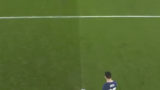 该是载入史册的完美一击，却成了赛后最痛的遗憾