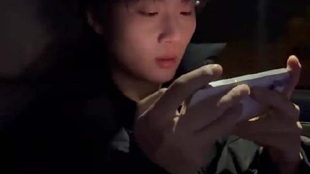 鹅鸭杀# 两个爱玩游戏的孩子 这游戏这么上瘾吗，我也想玩了！你们玩明白了吗社恐玩家真的不敢开麦  ​