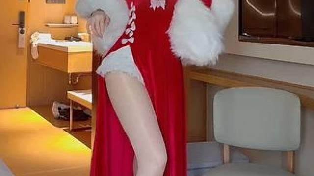 我想今天在评论区看到500个返图！市民广场！ 每次遇到合适的淡妆化妆师，都只能露出一只眼睛，遇到夸张