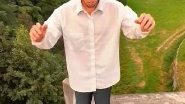 勇敢的人先享受世界！