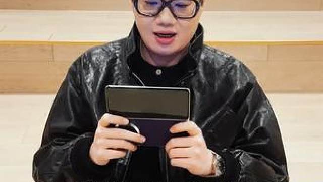 别人鹅鸭杀互泼脏水是游戏，酷滕天放互泼脏水绝对是情趣！