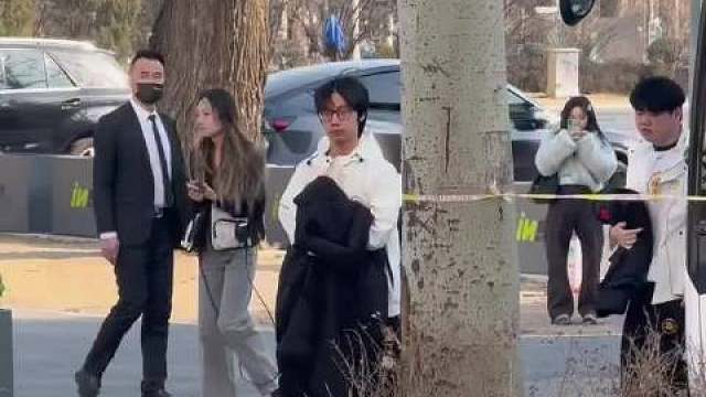 狼队上班，WB上班
期待！这场希望打满5局，精彩激烈
 
cr Border. ​​​