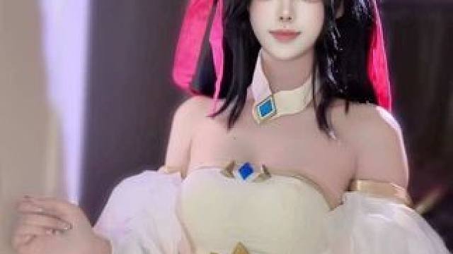 恭喜貂蝉又拿下一个美美皮肤 瓜蛋摇