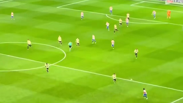 称得上华丽的配合