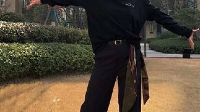 第一次听这首音乐还是在唐探