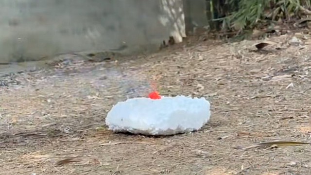 做主持不能像烟花一样