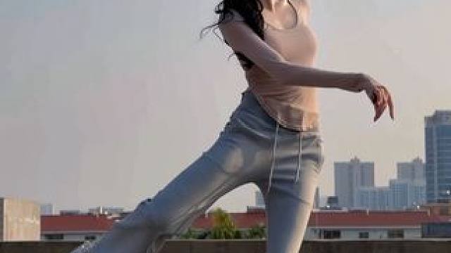 一年没跳中国舞 忍不住速扒一段春晚的喜雨太美了！！有没有人还没看过我跳中国舞的！！