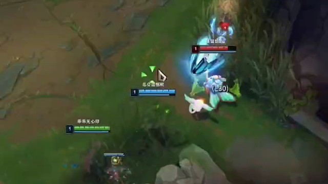 对面女警亮了一个标，然后他没了对面女警