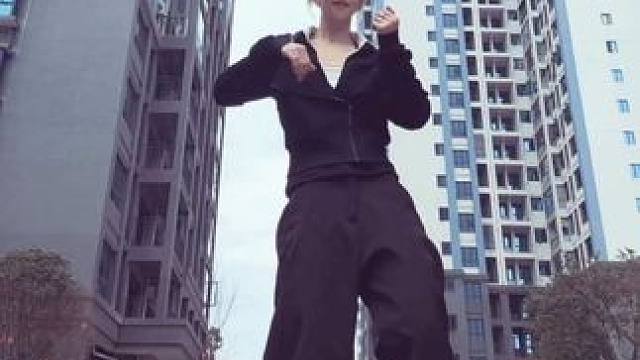 小时候喜欢的男生穿搭 长大自己拿捏了