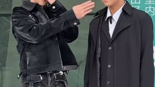 兄弟你穿的没我讷