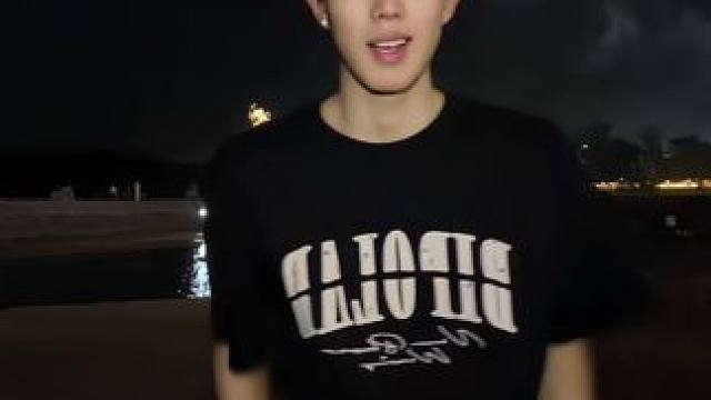 闪开 最帅的男人来了