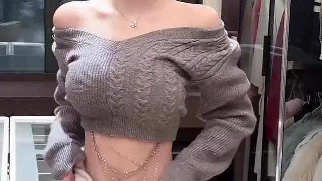 可以看看内搭吗？