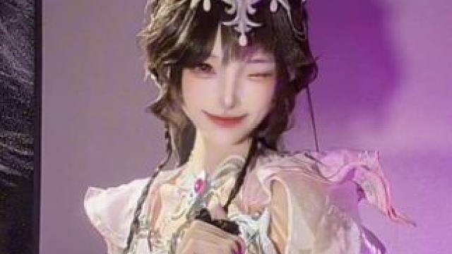 小舞姐还是那么甜美和平百变精英