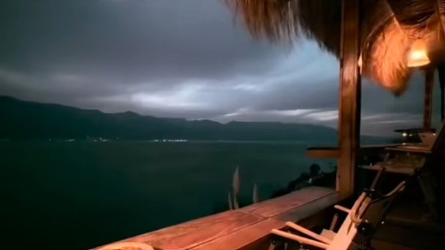 时间从不回头，但它会在每一个春天，给热爱生活的人留一张入场券。”