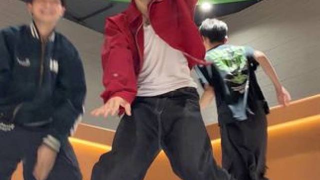 白菜对我笑popping版