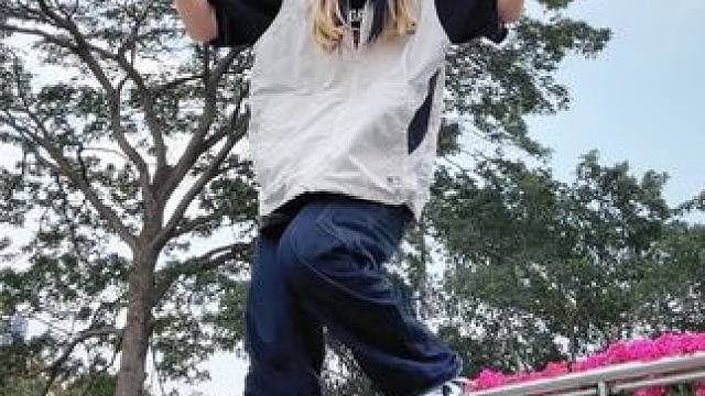 来支持了！谁来给我安利一下这个张奕然