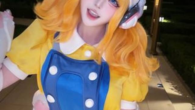 小朱诺诺的 朱诺