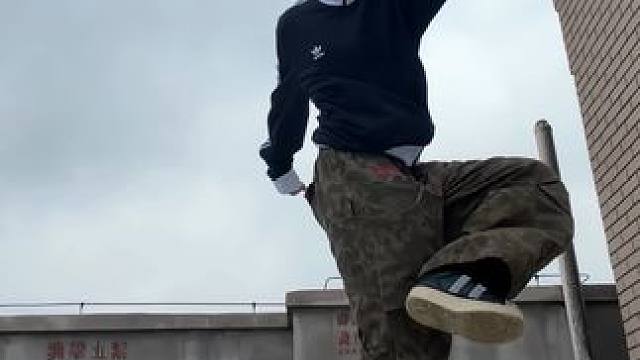 来安利一下这个张奕然好嘛！