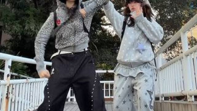 当我的朋友扒了舞而我没扒 做转盘也不错！
 # #