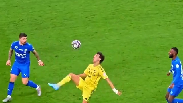 很有鲁伊科斯塔那种高重心有小技术的感觉