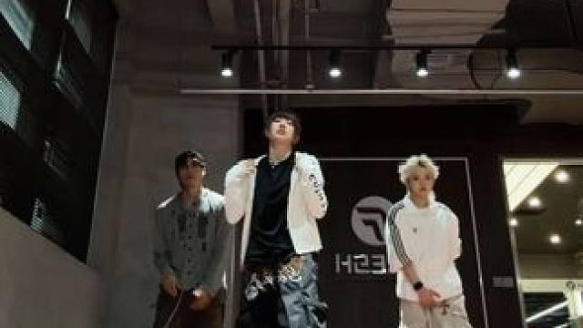 疼痛文学之新校裤