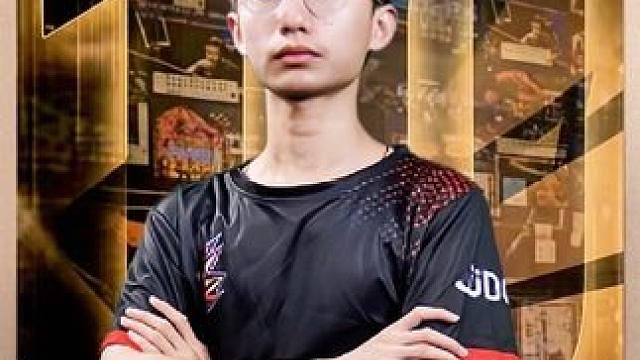 点子有点背呀！这牌输三炸！ 该说不说鸡毛这小伙心眼子也不少啊，掘开徒弟不简单！