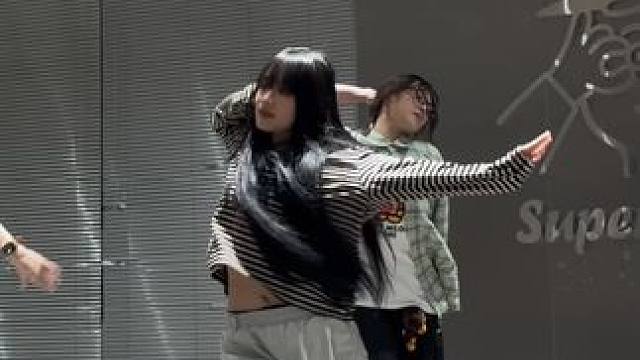 跳了kiko老师的舞，四舍五入我就是kiko的老婆3Strikesfy