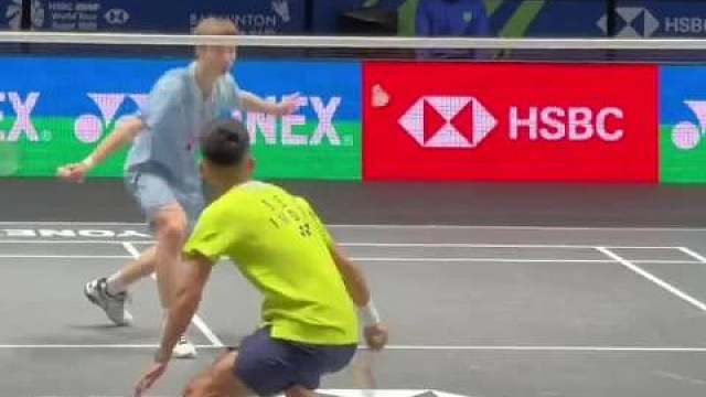 首局连救4个局点仍惜败，次局顽强扳平，决胜局关键分没能顶住。竞技体育有胜有负，辛苦了石头，调整状态，